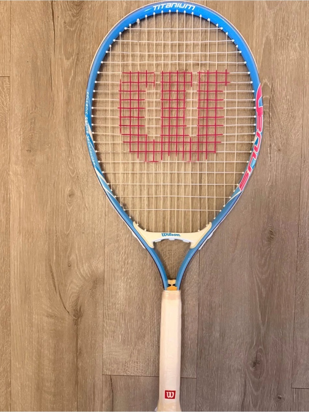 Wilson Tennis Racket Grip in Cream with Black Barcode Detail